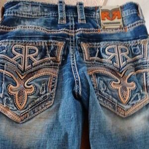 Near new (garrie) slim boot cut size 32